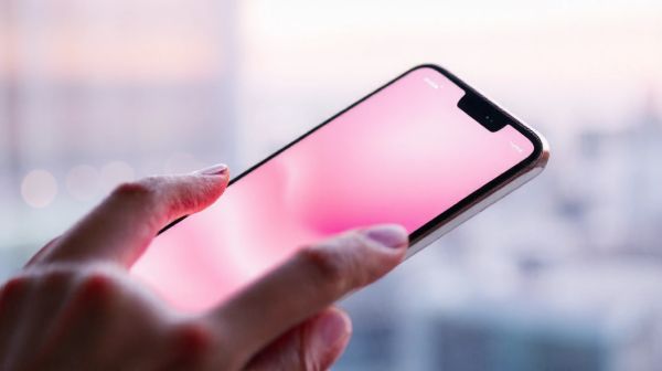 Téléphone rose : guide des tarifs et des erreurs courantes